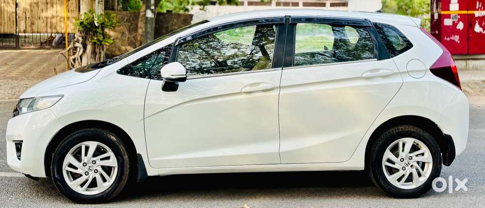 Honda Jazz V Mt Privilege, 2015, Petrol