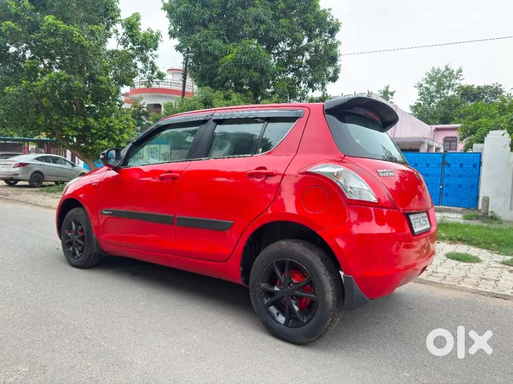 Maruti Suzuki Swift Vxi Optional, 2015, Petrol