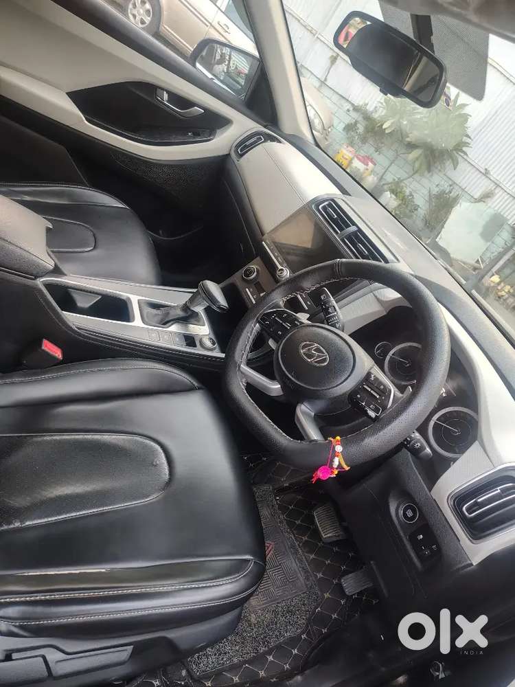 क्रेटा टॉप मॉडल डबल सनरूफ ऑटोमेटिक वेल अच्छा मेंटेन