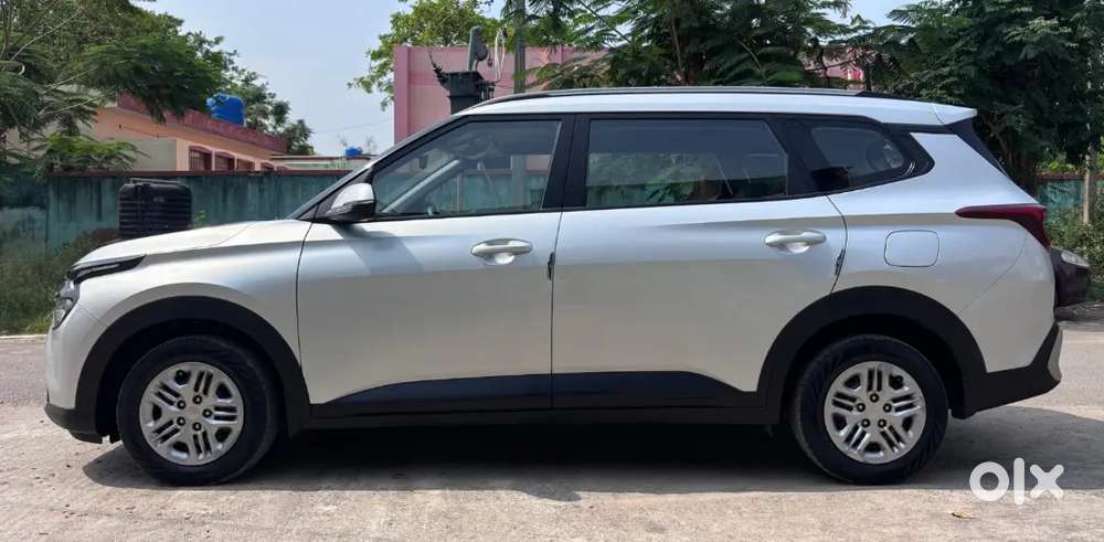 Kia Carens 2023