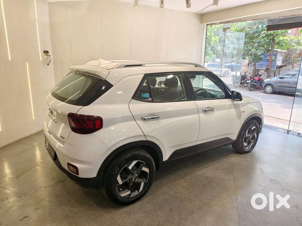 Hyundai Venue Sx Plus Turbo Dct, 2020, Petrol