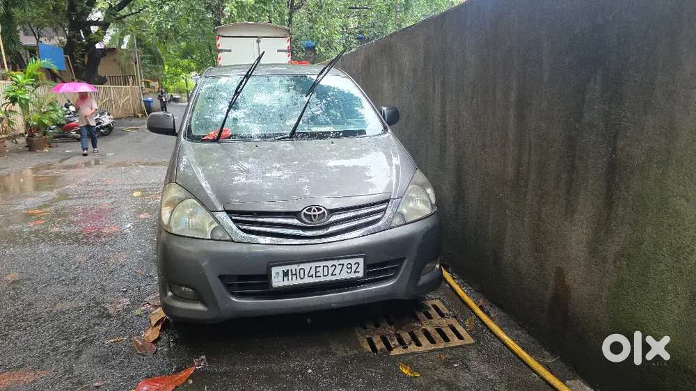 Toyota Innova 2009 Diesel Car Battery New & All 5 Tyres New Bridgeston