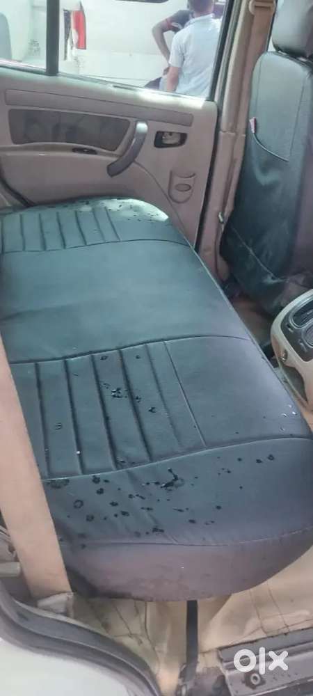 Dusari Leni Hai Isi Liye Bhec Raha Hu Jisko Lena Hai Wahi Msg Kare Ple