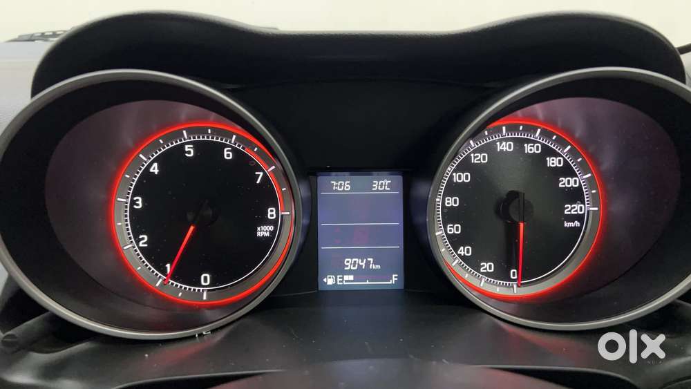 Maruti Suzuki Swift 1.3 Zxi, 2023, Petrol