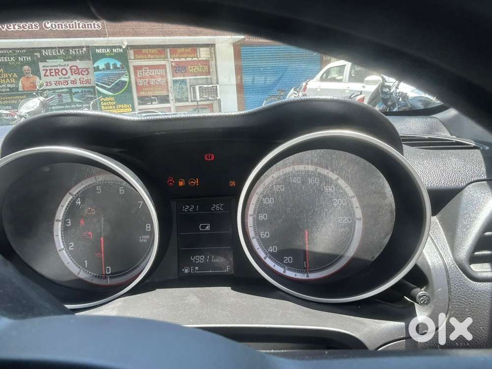 Maruti Suzuki Swift 2023 Petrol Manual