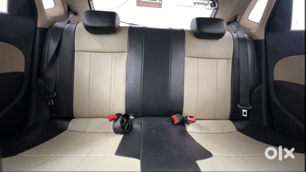 Volkswagen Polo Petrol Highline 1.2l, 2016, Petrol