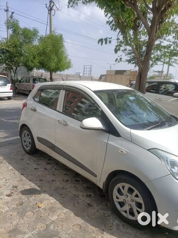 Hyundai Grand I10 2017 Petrol 86000 Km Driven