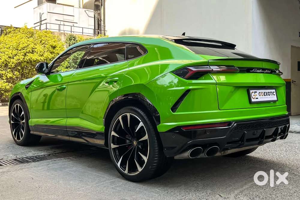 Lamborghini Urus, 2022, Petrol