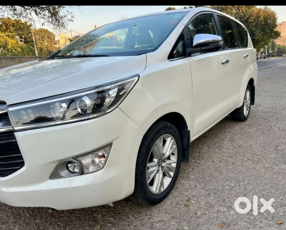 Toyota Innova Crysta 2019 Diesel 117000 Km Driven