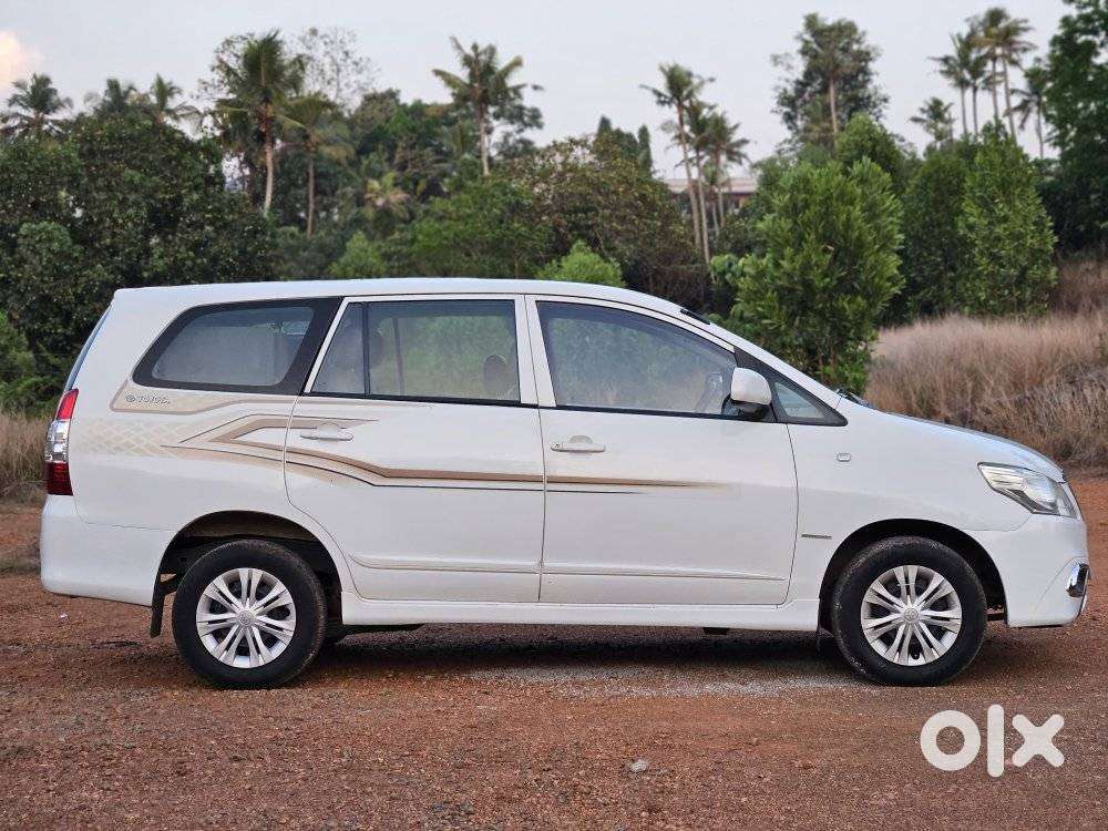 Toyota Innova 2.5 G (diesel) 7 Seater, 2016, Diesel