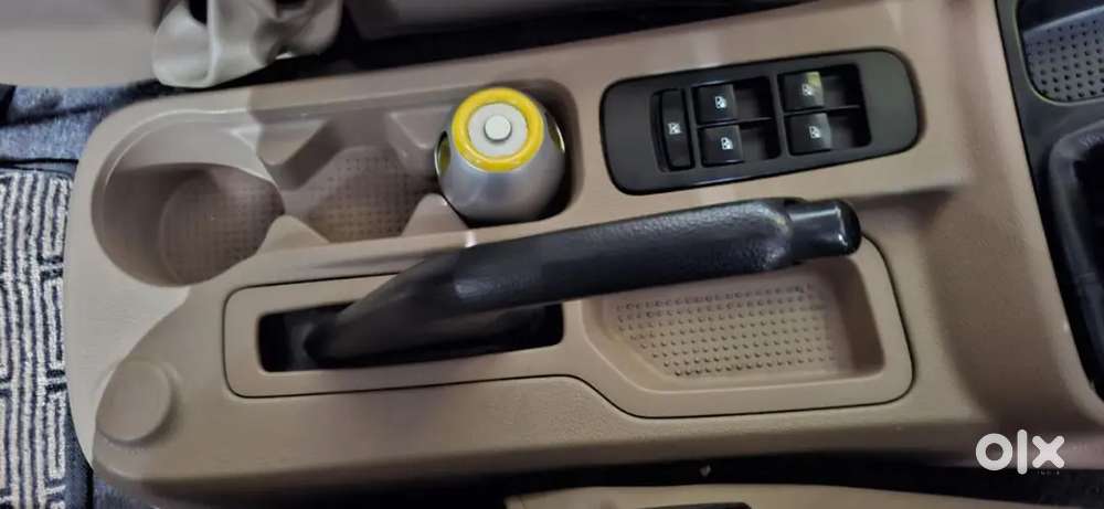 Mahindra Tuv 300 2018 Diesel 72100 Km Driven