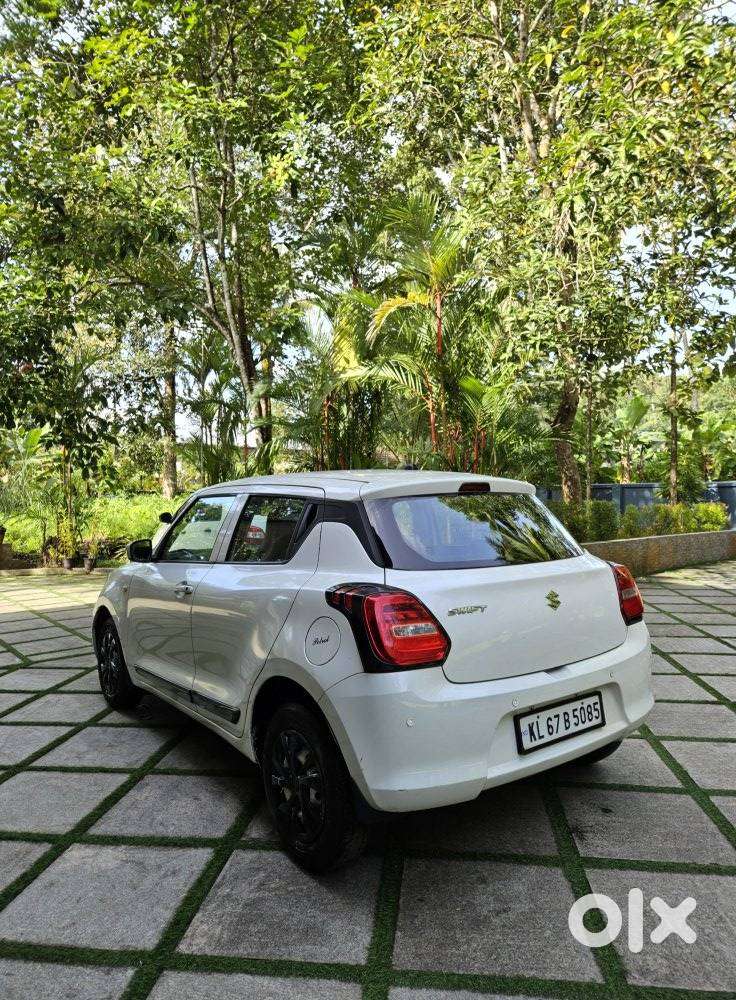Maruti Suzuki Swift Lxi Option, 2019, Petrol