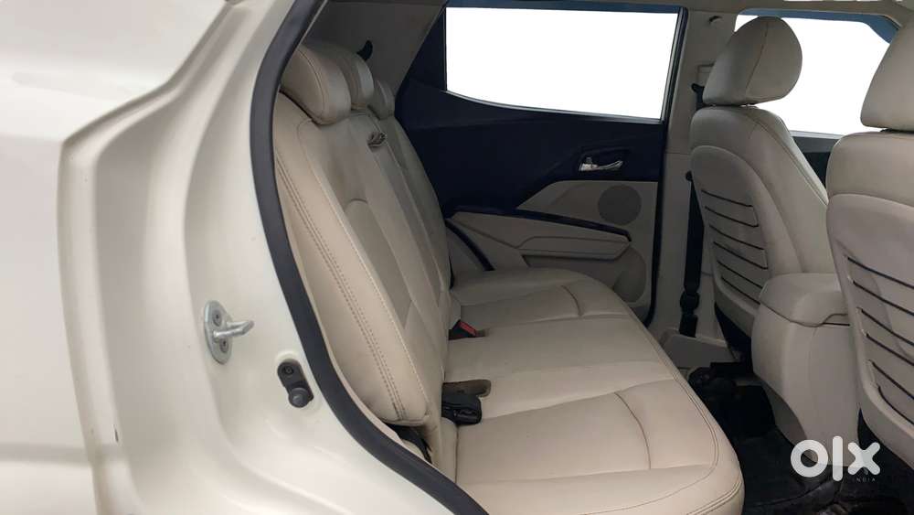 Mahindra Xuv300 W8 Amt Optional Diesel, 2021, Diesel