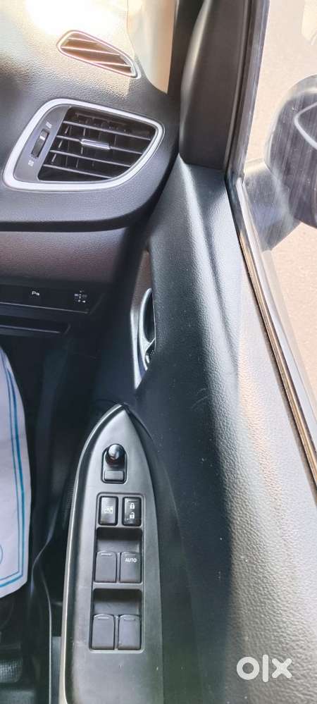 Maruti Suzuki Baleno 1.2 Delta At, 2016, Petrol