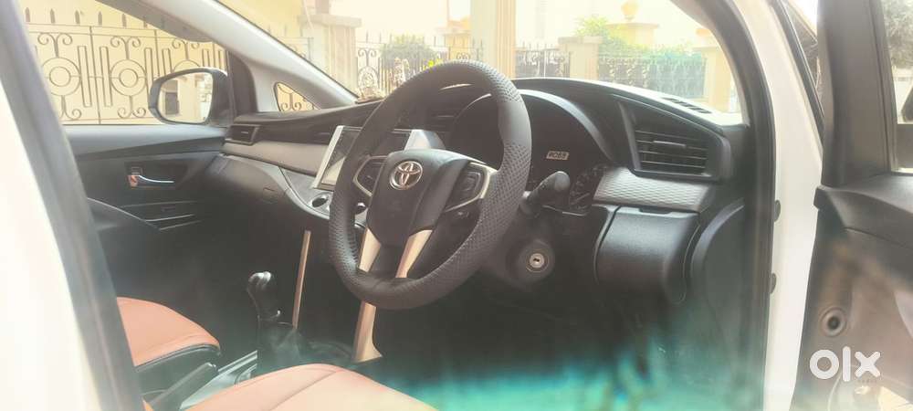 Toyota Innova Crysta 2.4 G Mt 7 Str, 2018, Diesel