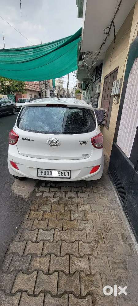 Hyundai Grand I10 2015 Diesel Well Maintained