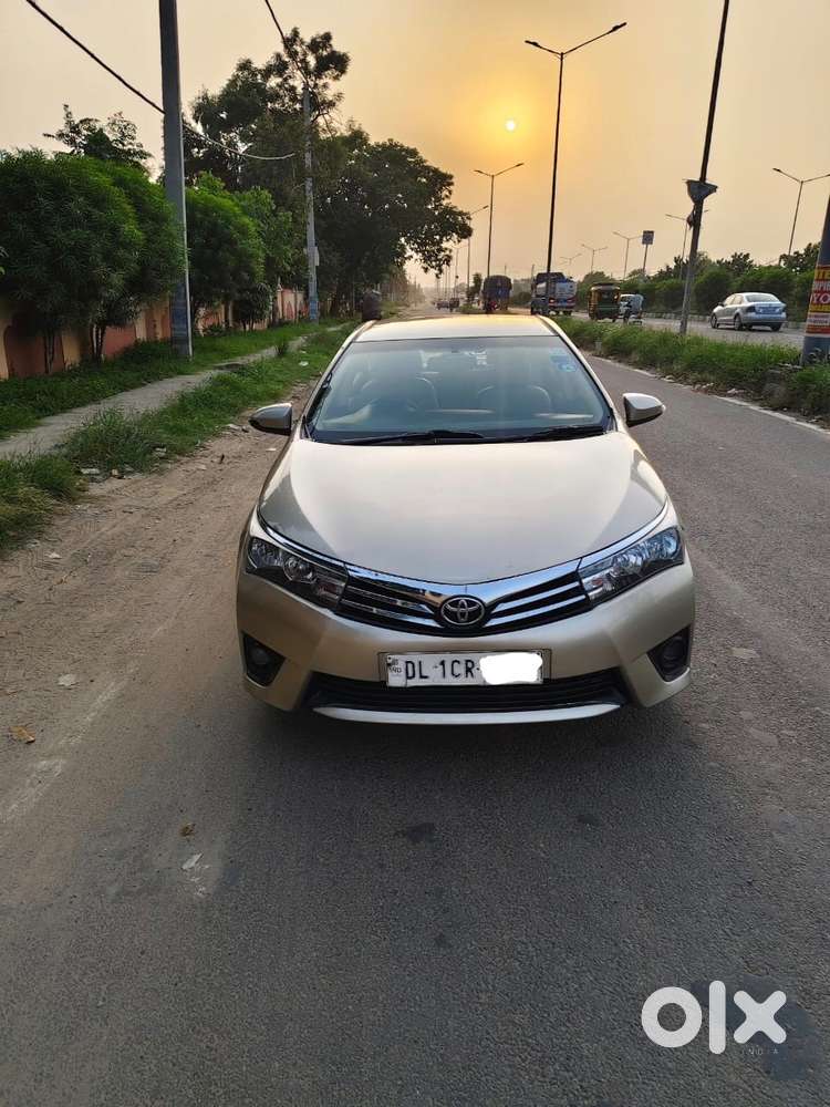 Toyota Corolla Altis 2016