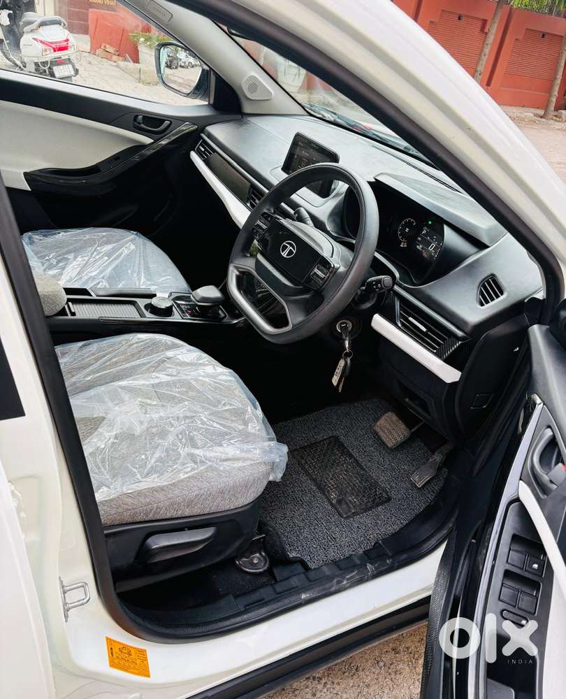 Tata Curvv Pure Plus S 1.2 Revotron Petrol 7dca, 2025, Petrol