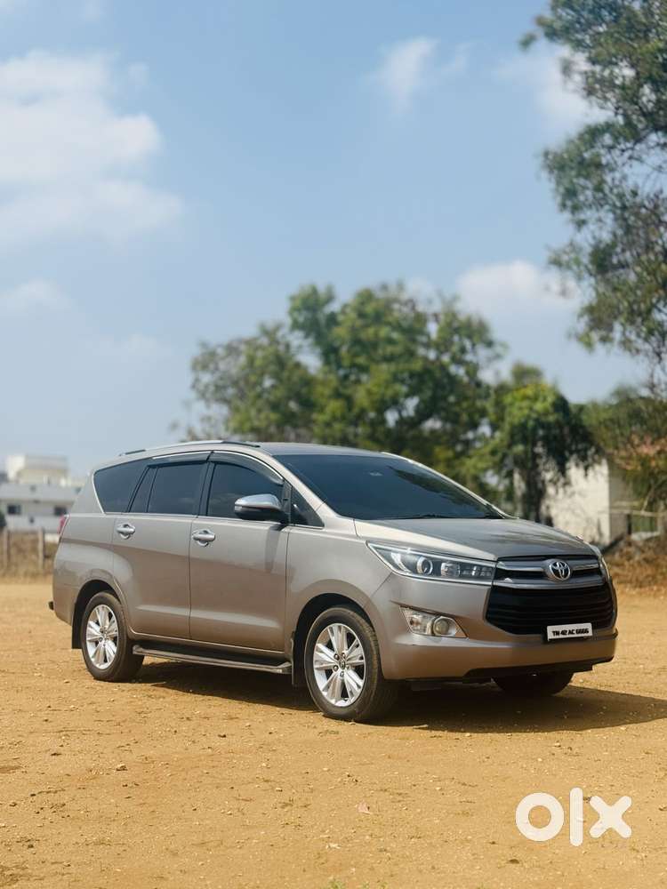 Toyota Innova Crysta 2.8z Automatic, 2016, Diesel