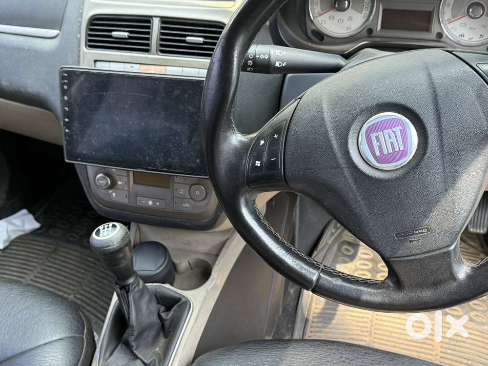 Fiat Linea 2007-2013 Emotion (diesel), 2009, Diesel