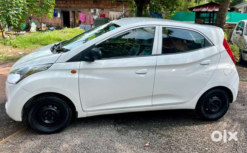Hyundai Eon Magna 2013