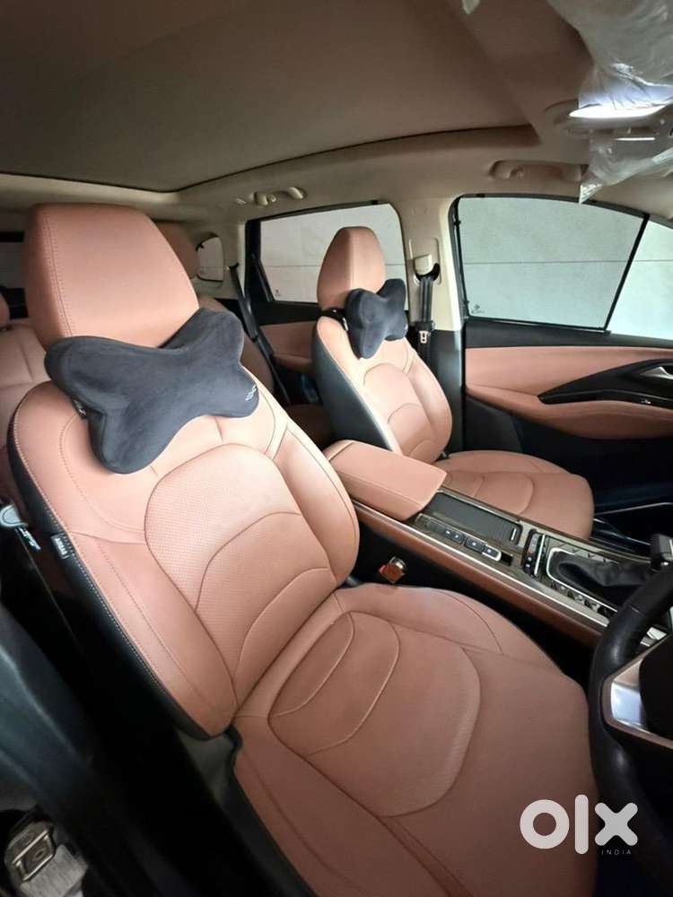 Mg Hector Plus Savvy Pro Adas Petrol Auto 2023
