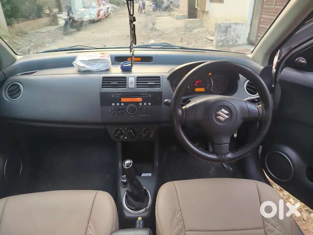 Maruti Suzuki Swift Dzire 2010