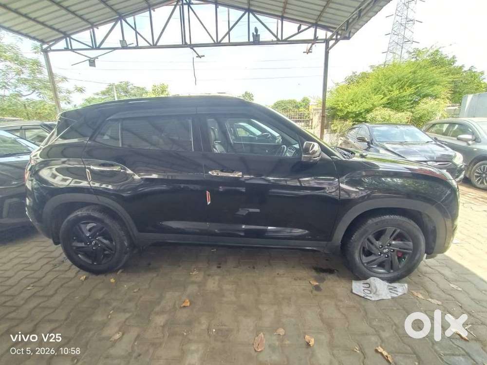 Hyundai Creta 1.5 S Plus Knight Petrol Dual Tone, 2023, Petrol