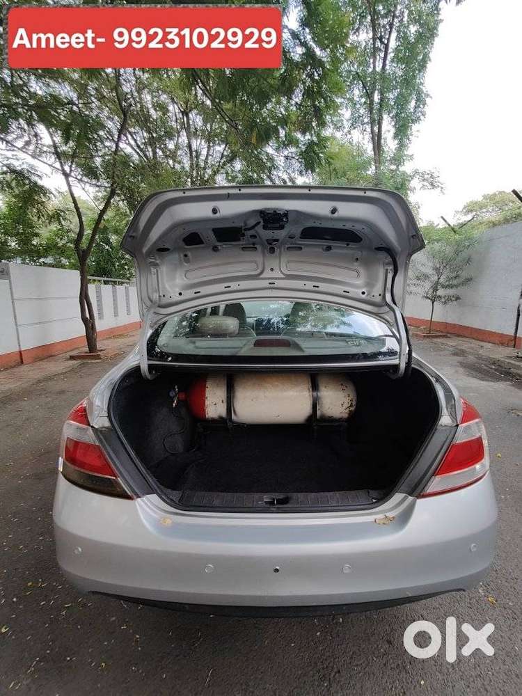 Renault Scala Rxl Petrol, 2014, Cng & Hybrids