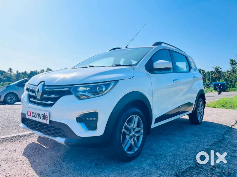 Renault Triber Rxz, 2021, Petrol
