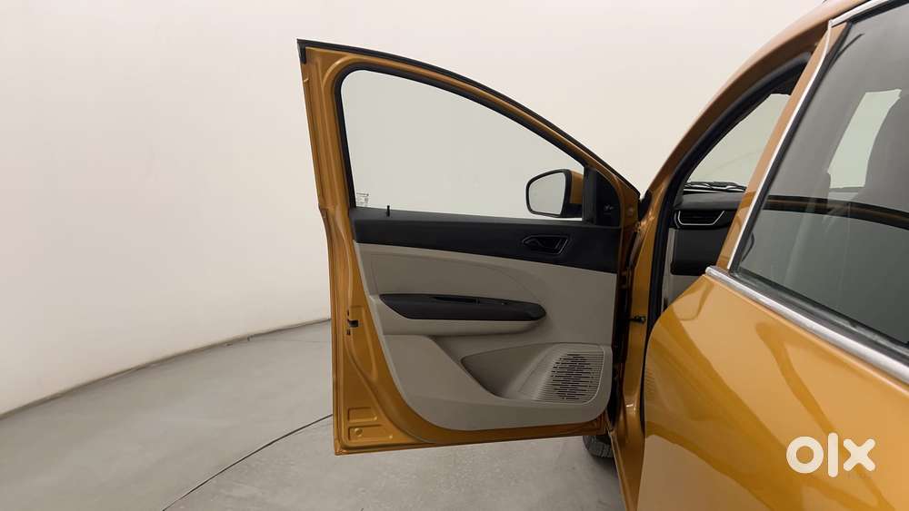 Renault Triber Rxl, 2020, Petrol