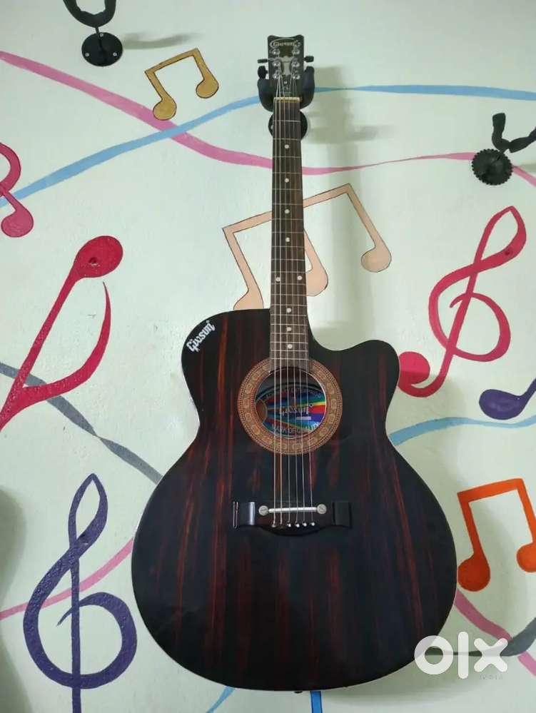 GUITAR FOR SALE - FIXED PRICE - NO BARGAINING