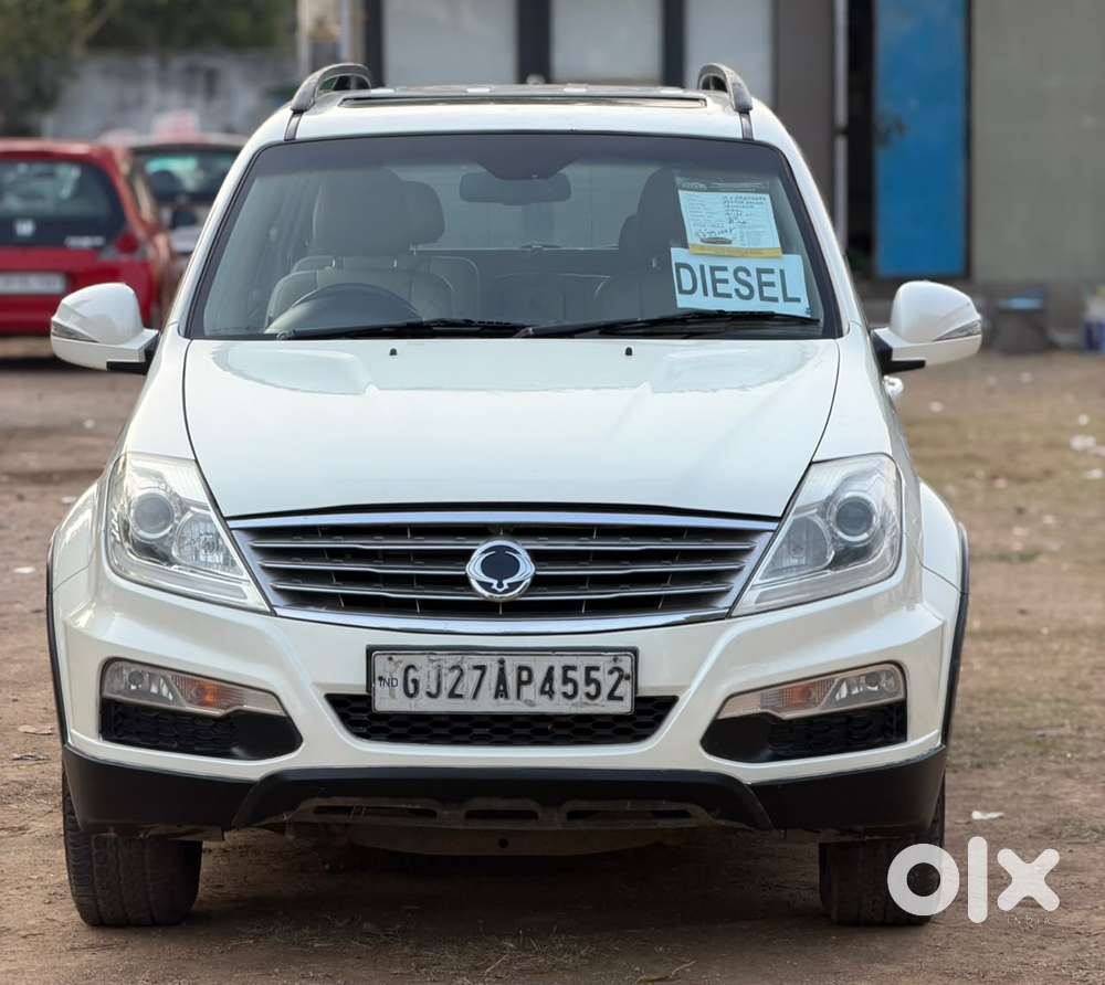 Mahindra Rexton, 2015, Diesel
