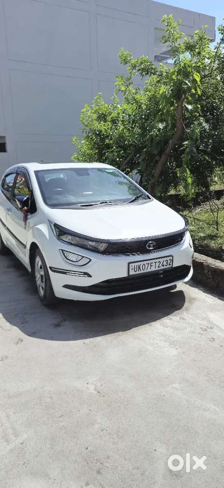 Tata Altroz 2024 Petrol Well Maintained