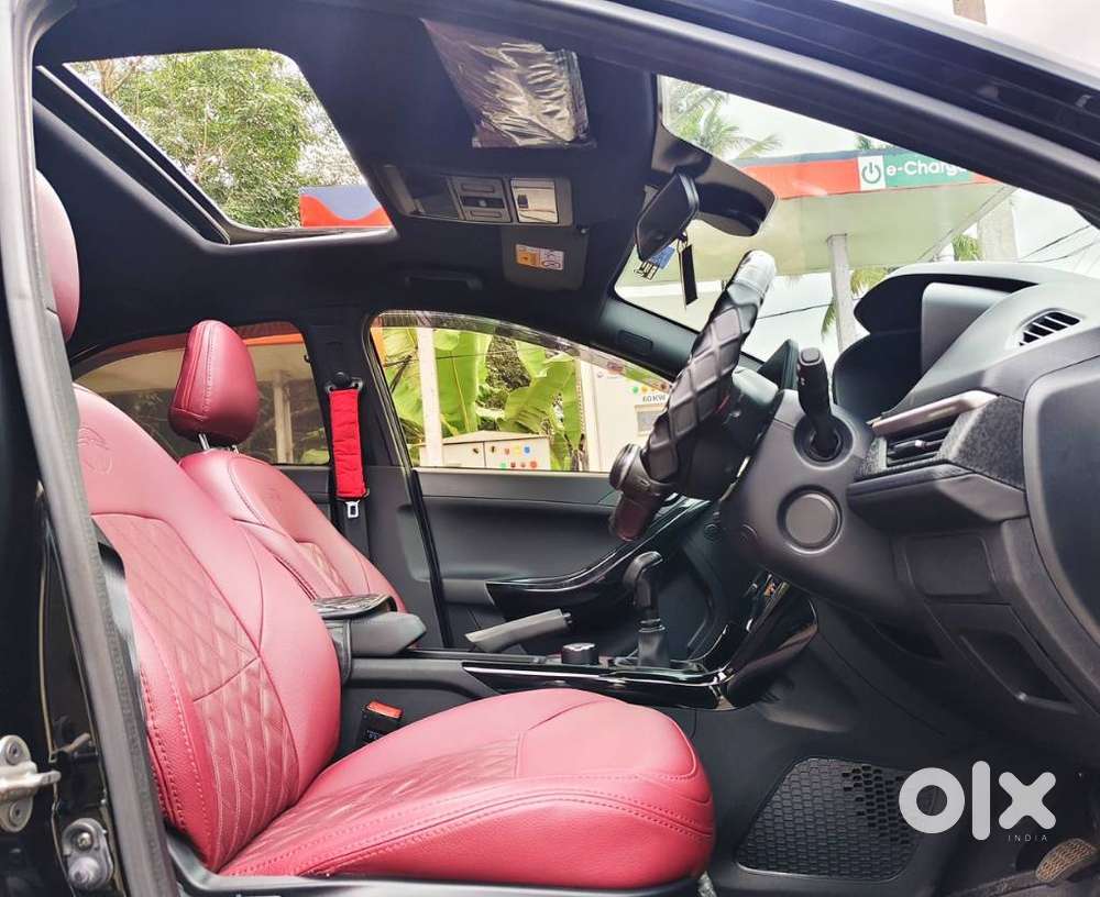 Tata Nexon Creative Plus 1.2 Petrol 6mt Dark Edition, 2025, Petrol