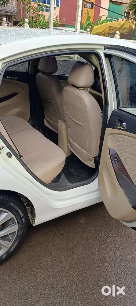 Hyundai Verna Sx Crdi 2014 Model