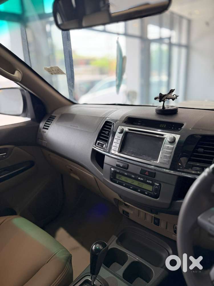 Toyota Fortuner 4x2 At, 2012, Diesel