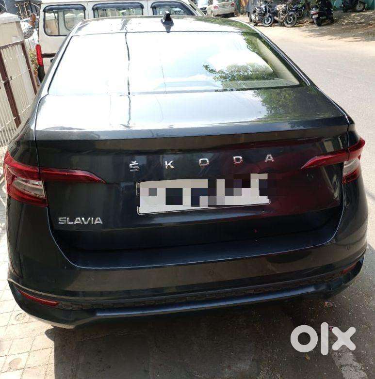 Skoda Slavia 1.0 Mt Ambition (2022)