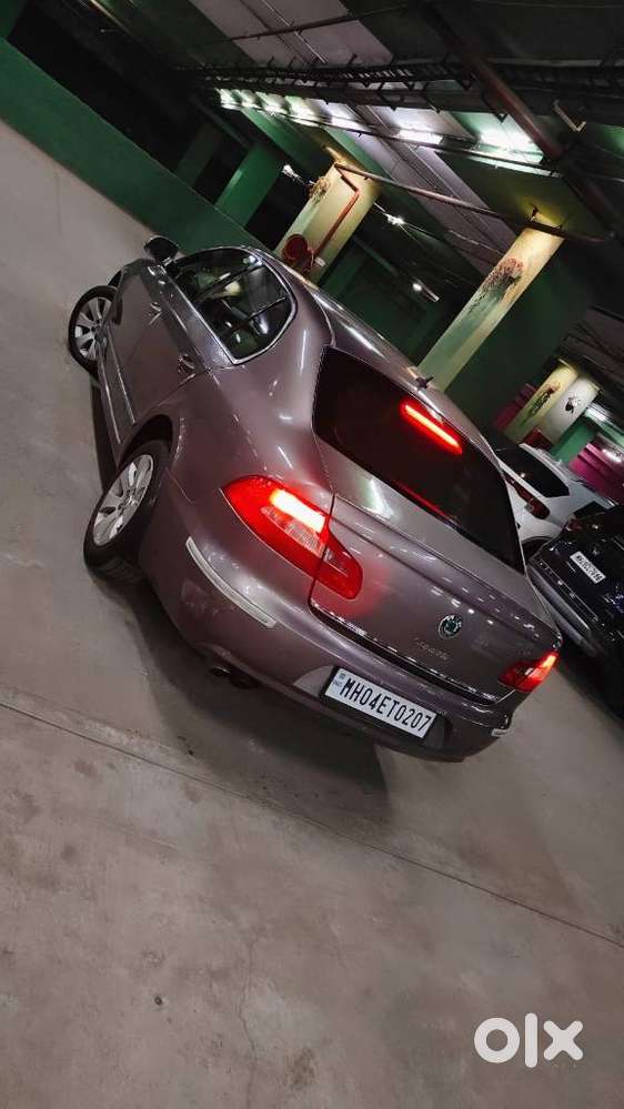 Skoda Superb 1.8 Elegance Tsi At, 2011, Petrol