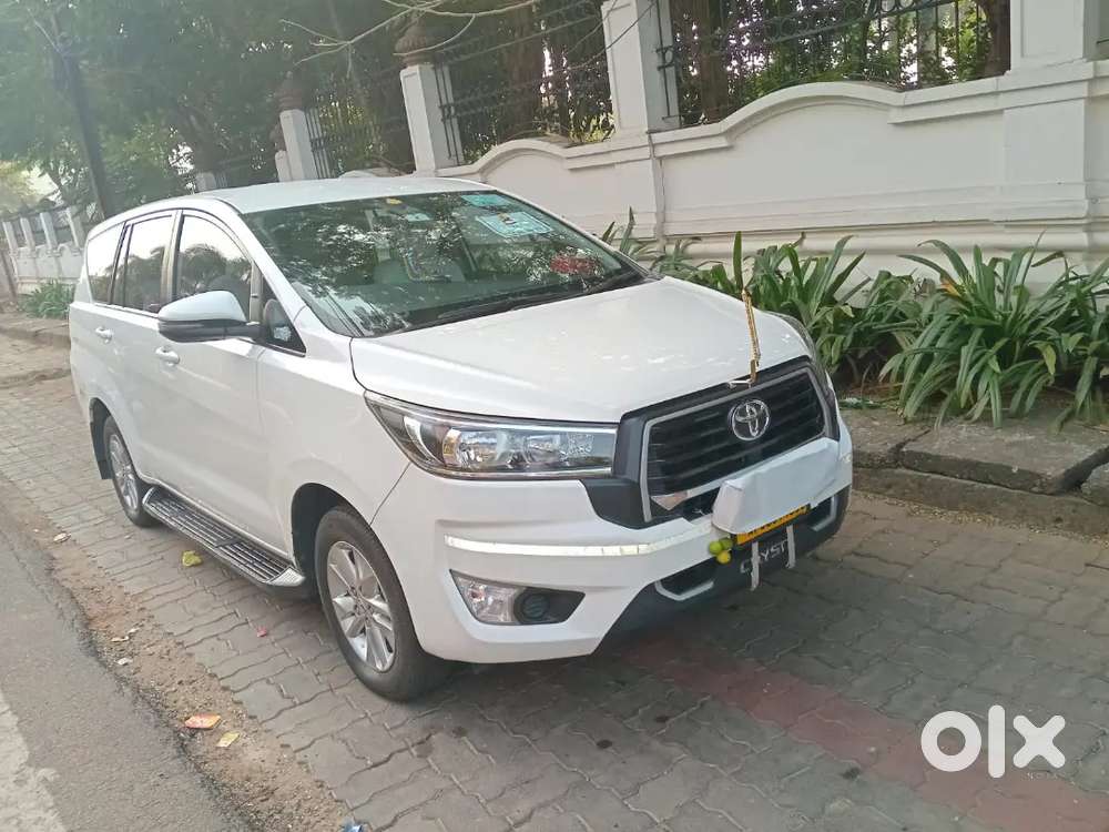 Toyota Innova Crysta 2023