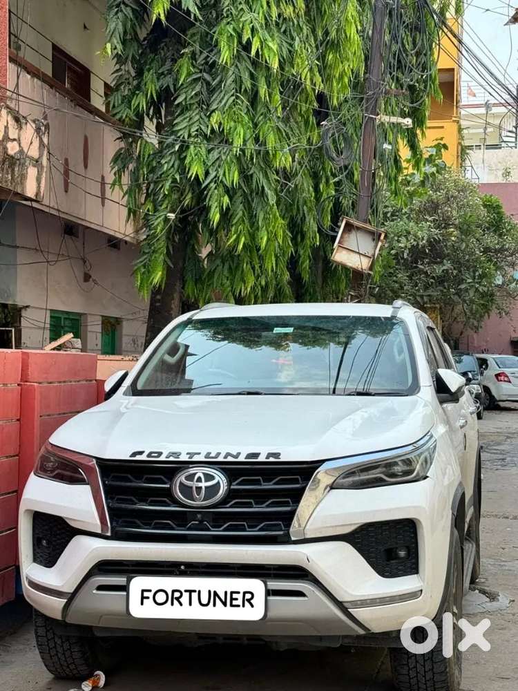 Toyota Fortuner 2022 Diesel Well Maintained