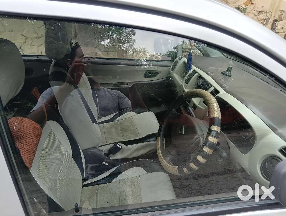 Maruti Suzuki Zen Estilo 1.0 Lxi 2010