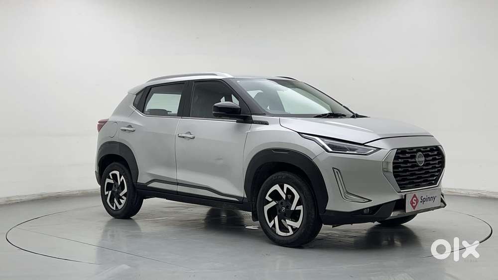 Nissan Magnite 1.0 Xv Premium, 2023, Petrol