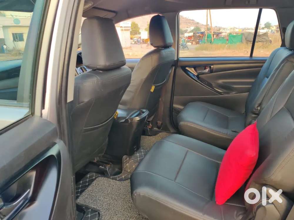 Toyota Innova Crysta 2017