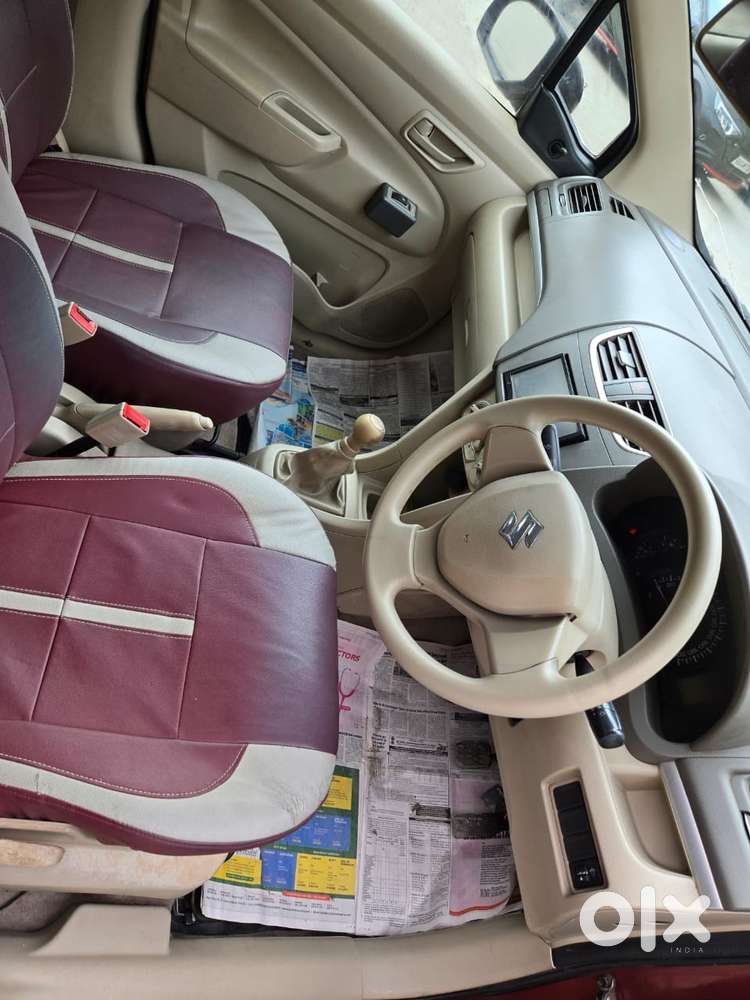Maruti Suzuki Ertiga Lxi, 2013, Petrol