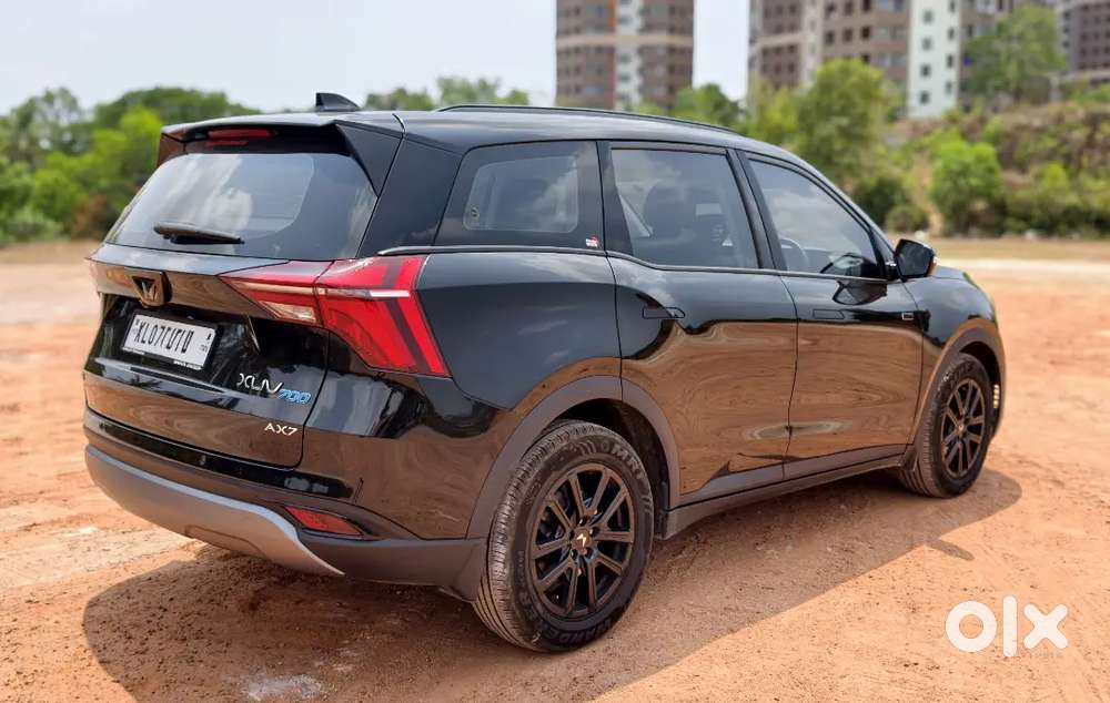 Mahindra Xuv700 Ax7 2025 Diesel Automatic 10000 Km Driven