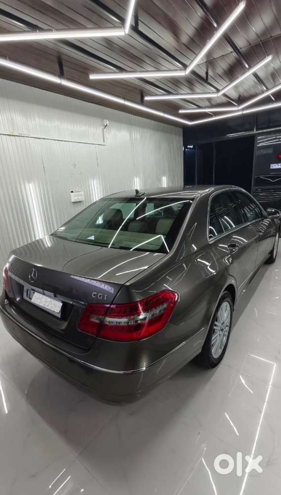 Mercedes-benz E-class 2011 Petrol 90000 Km Driven