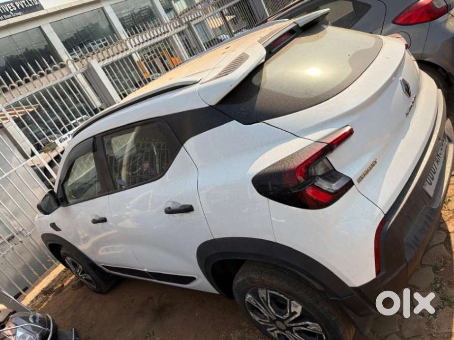 Renault Kiger Rxe, 2022, Petrol