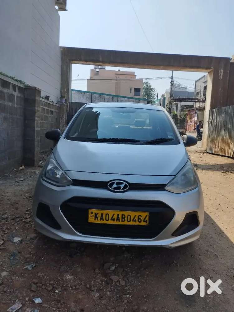 Hyundai Xcent 2016 Diesel 215000 Km Driven, Permit Available Till 2028