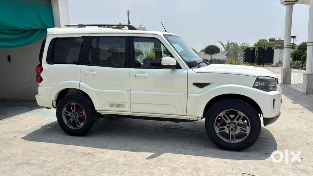 Mahindra Diesel Car 2018